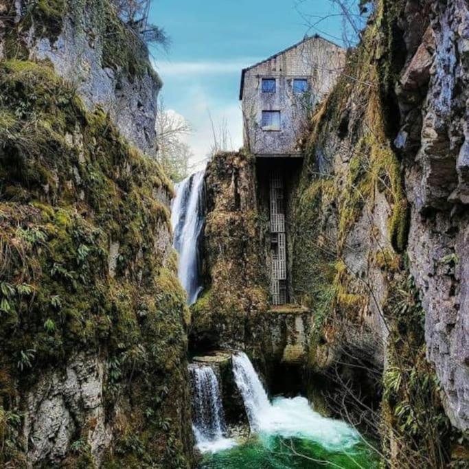 Maison Renovee Au Coeur Du Haut-Jura Entre-Deux-Monts 외부 사진